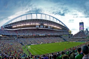 爱体育娱乐入口-英超“榜首 showdown”：曼城与阿森纳争锋，赛季走向是否会改变？